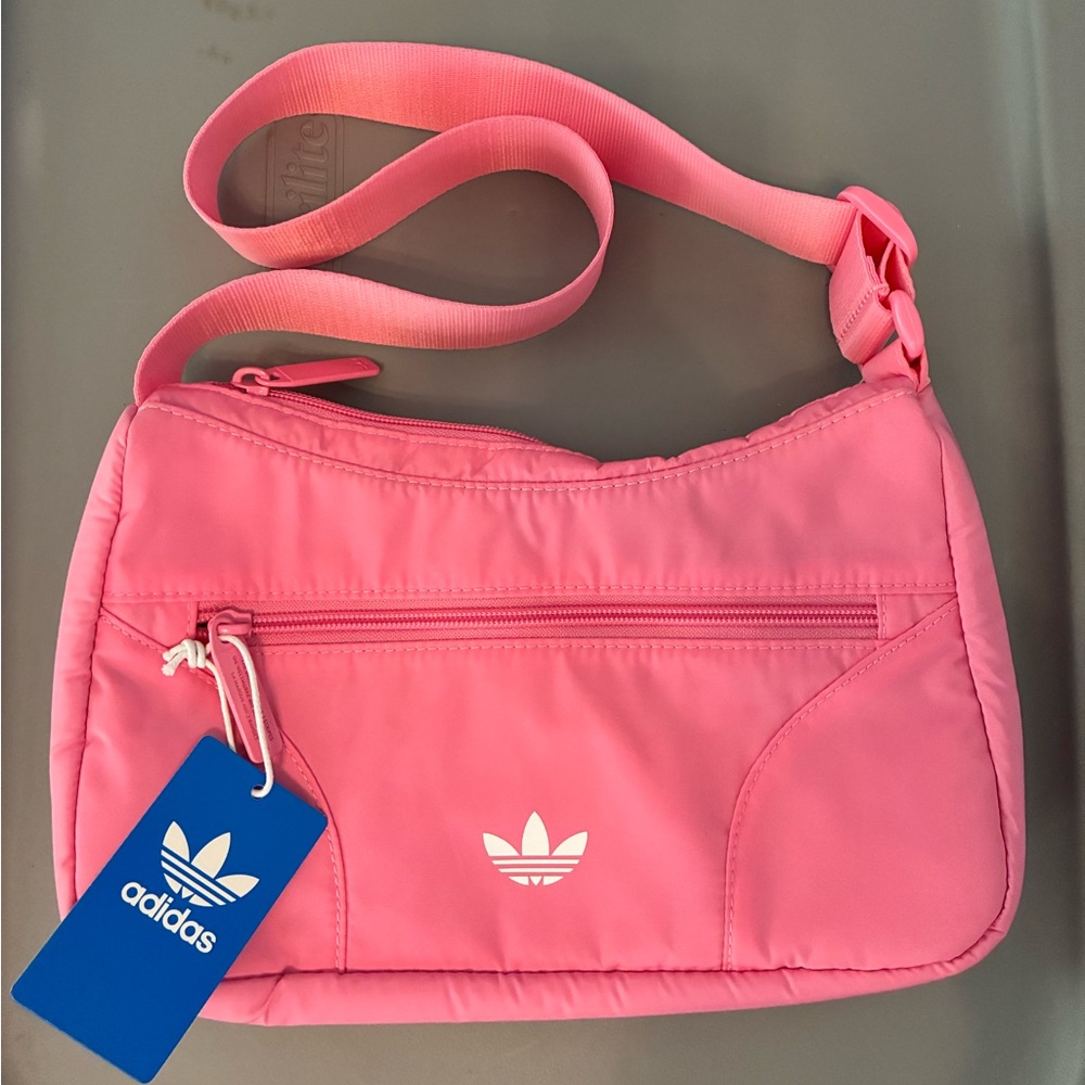 Adidas classic shoulder bag